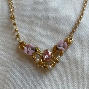 Vintage Avon Gold  and Pink Floral Small pearls Necklace 18 inches